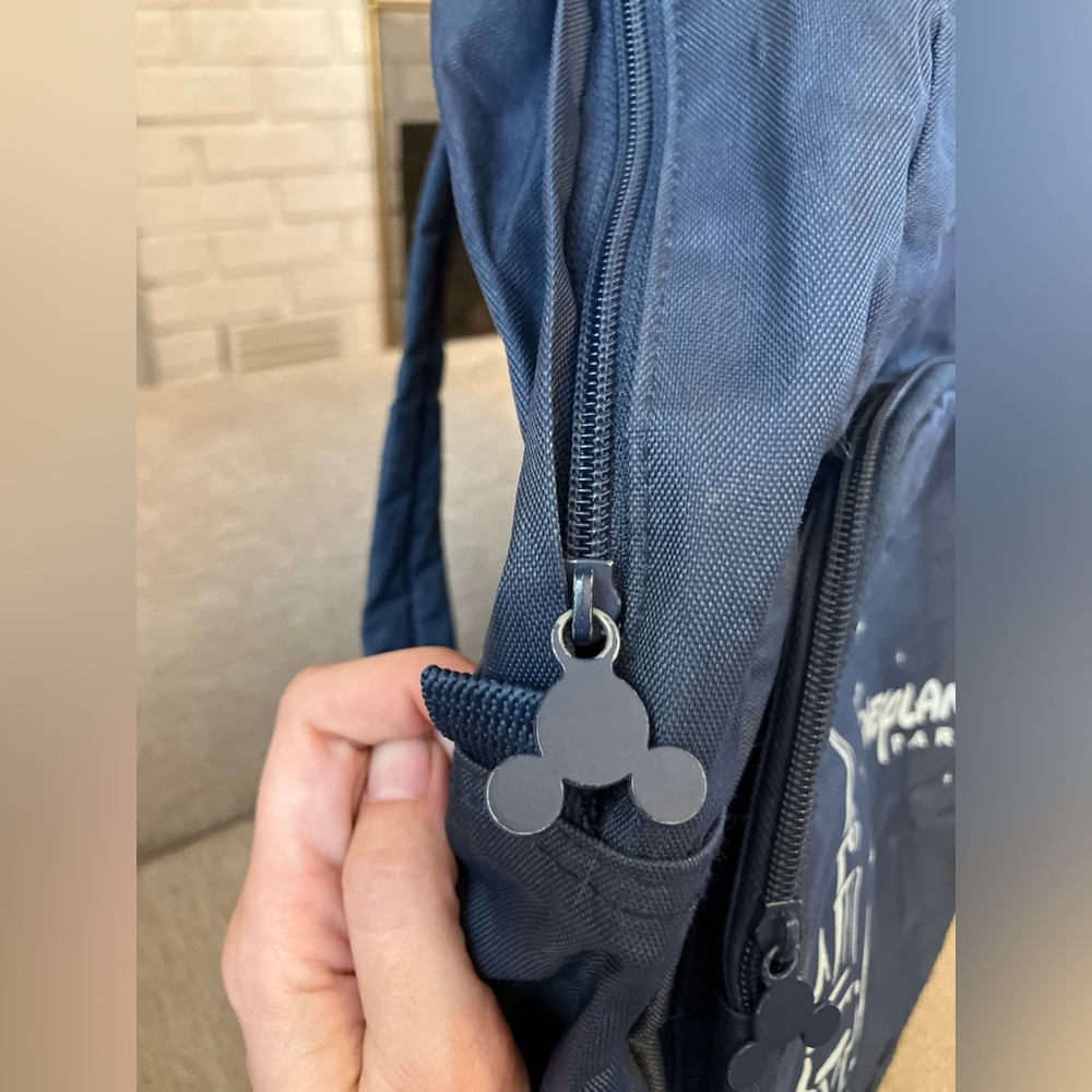 Disney land Paris blue backpack - Picture 4 of 5